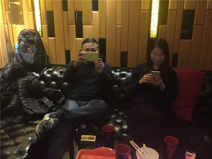 柯尼卡美能達(dá)復(fù)印機(jī)彩印記錄3月科頤壽星生日會(huì) 柯尼卡美能達(dá)復(fù)印機(jī)彩印記錄3月科頤壽星生日會(huì)