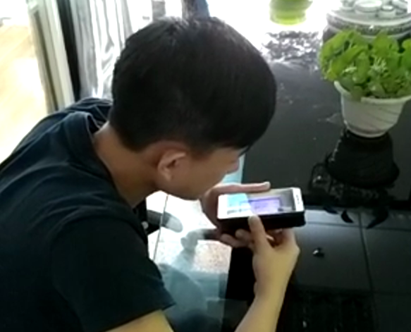 科頤辦公工程師在用視頻教客戶處理問題,客戶在師傅的指導(dǎo)下測試處理完的效果 科頤辦公工程師在用視頻教客戶處理問題,客戶在師傅的指導(dǎo)下測試處理完的效果